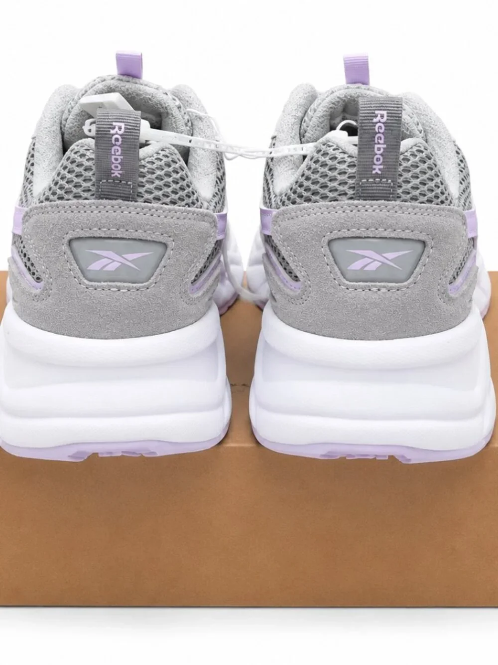 Reebok Royal Charge 30246WSIN Grey Purple Sneakers 8.5 Womens
